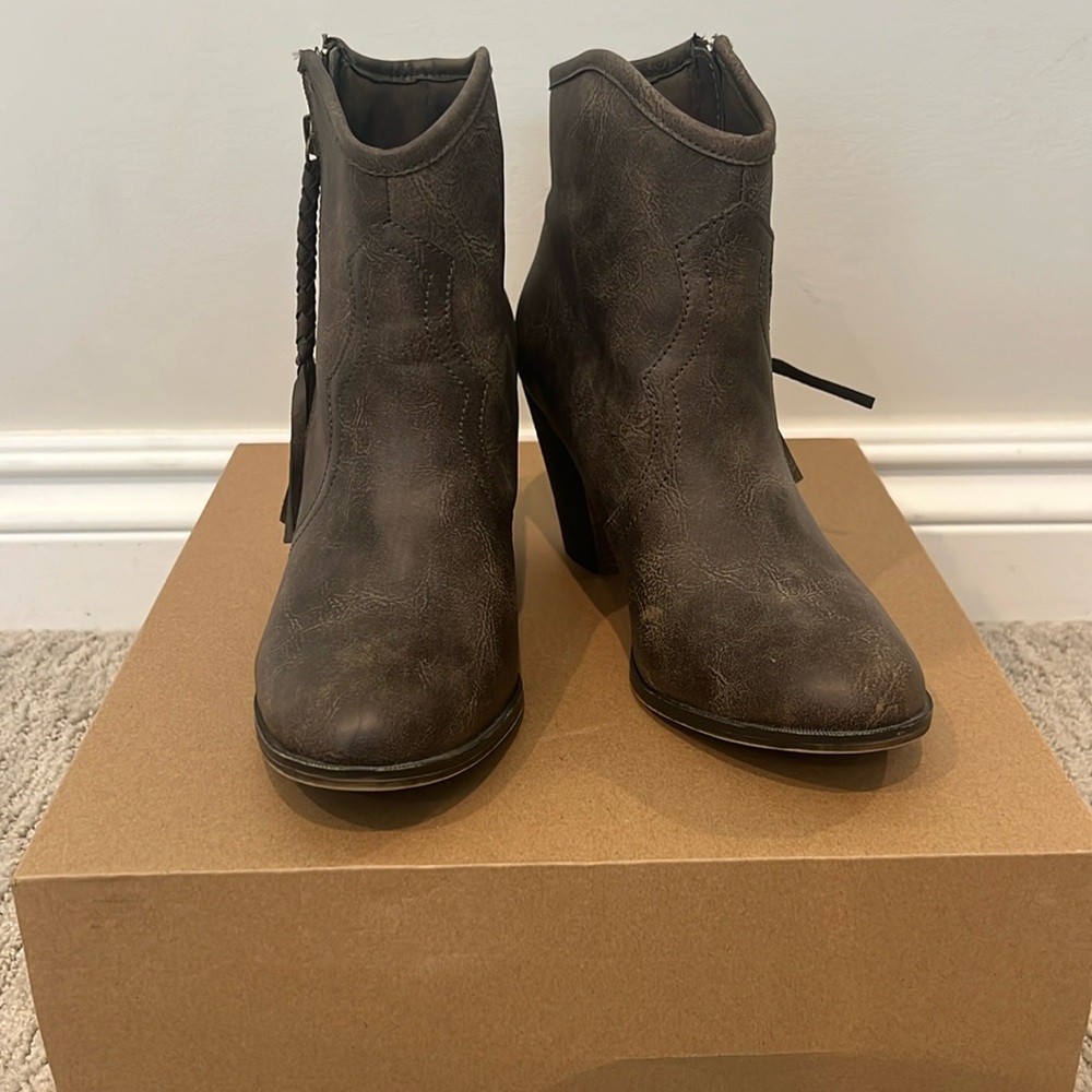 Dark Brown Distressed Ankle height Boots, Size 7